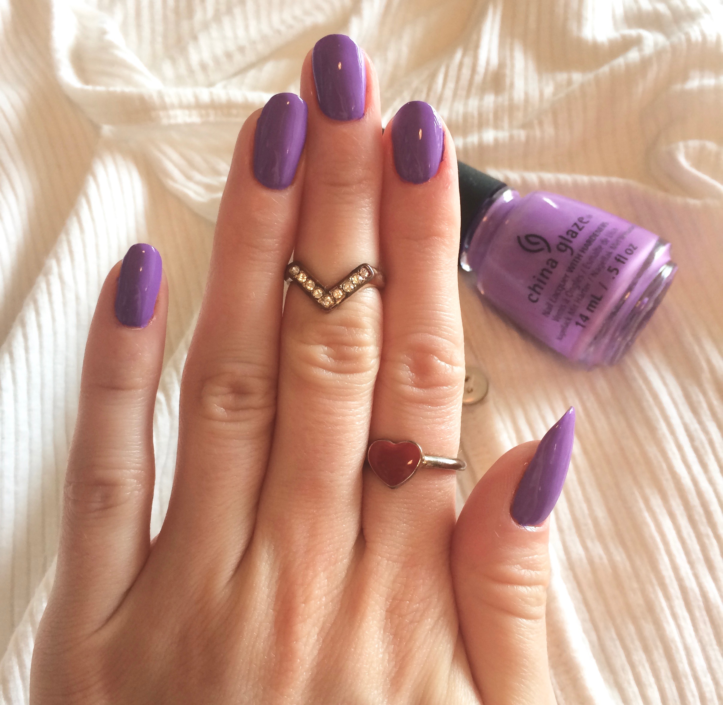 China Glaze: That's Shore Bright! – TAYLOR DOROTHY