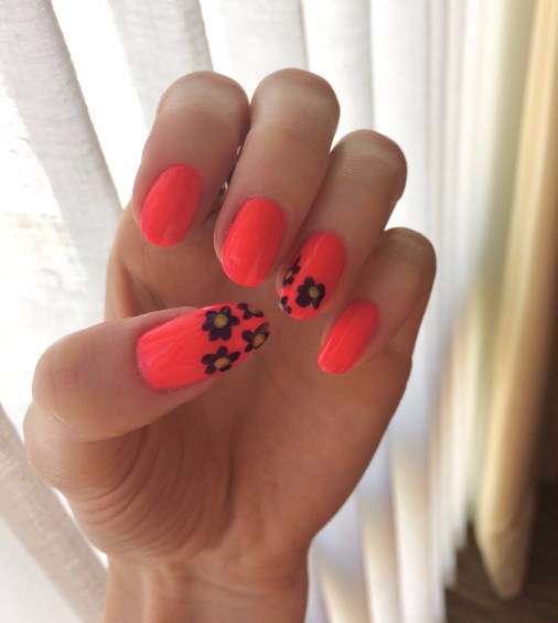 easy floral nail art