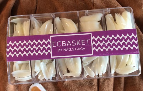 fake nails review beauty blog